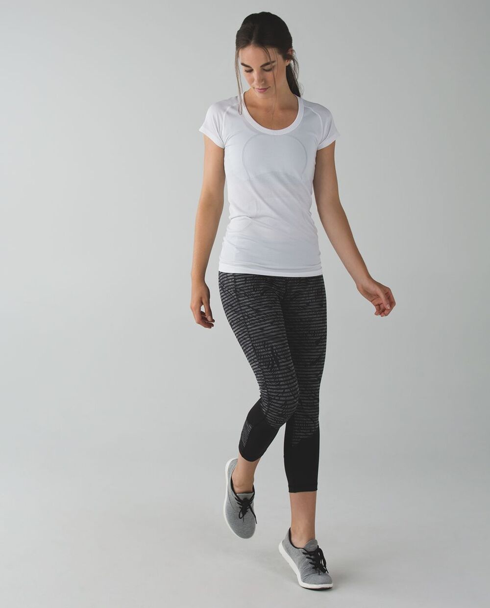 Lululemon Pace Rival Crop Full-On Luxtreme Leggings Stripe Play Slate Black sz 6